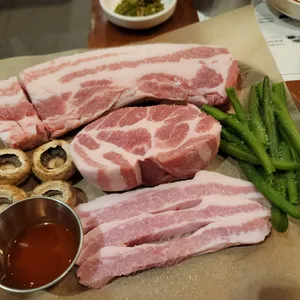 꽃돼지식당 사진