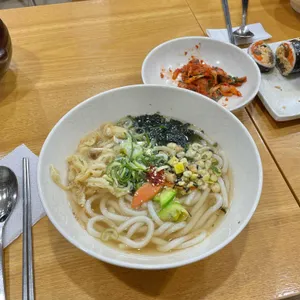 정삼이네 수제비김밥 사진