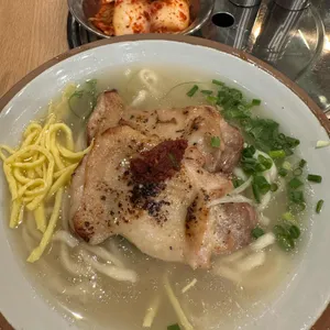 칸나칼국수 사진