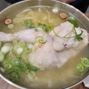 두놈닭칼국수 사진