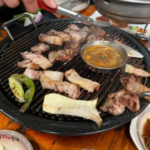 더돈가 사진