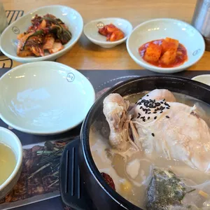 지호한방삼계탕 사진