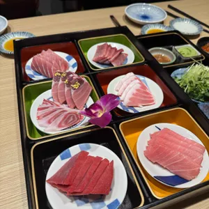 이춘복참치 사진