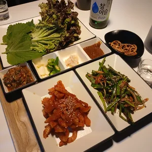 오늘도취하는원숭이 사진
