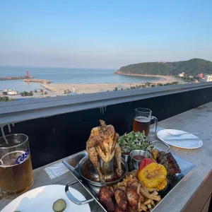 퍼스트플로어 사진