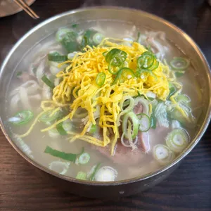 평이담백뼈칼국수 사진