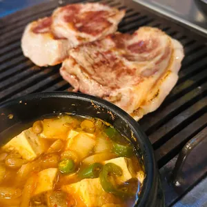 마포왕주먹고기 사진