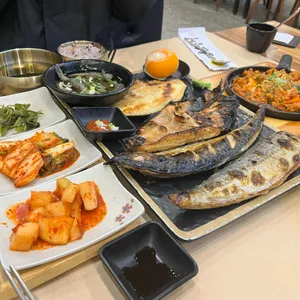 달빛에구운고등어 사진