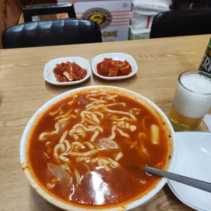 24시전주콩나물국밥대가 사진