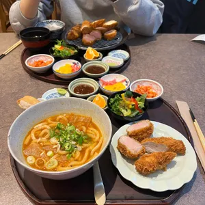 예술작품을 빚다 비즐 사진