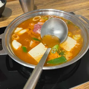 대찬식당 사진