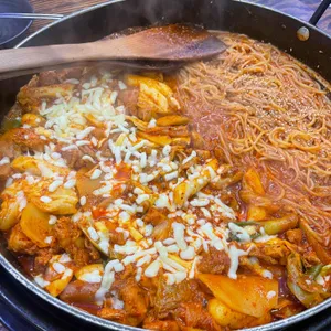 유가네닭갈비 사진