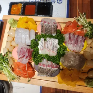 물고기자리 리뷰 사진