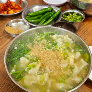 신흥분식 사진 2