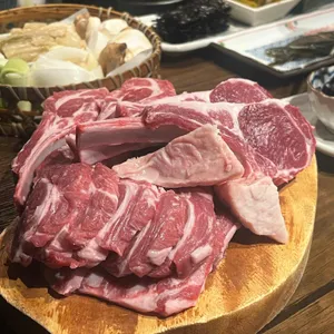 아자스 사진 1