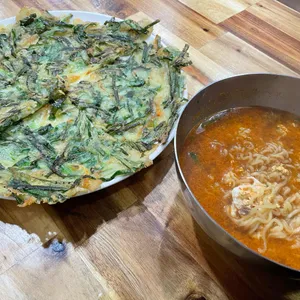 장마당빈대떡 사진