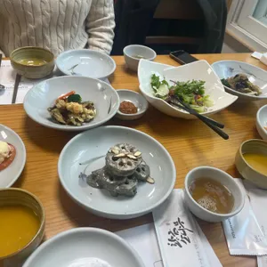 황금소나무 사진
