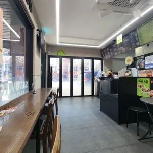 퀴즈노스 리뷰 사진