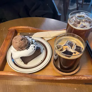 로스텔링 커피 로스터스 사진