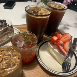 데이 오프 나이트 사진