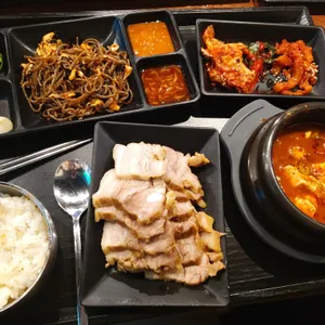 더맛있는족발보쌈 리뷰 사진