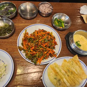 늘푸른무침회식당 사진