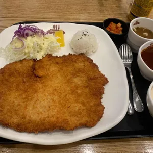 고메돈까스 사진