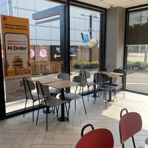 맥도날드 리뷰 사진