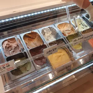 올가콘라라 사진