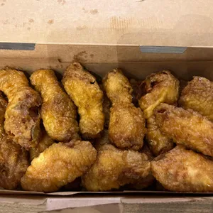 교촌치킨 사진