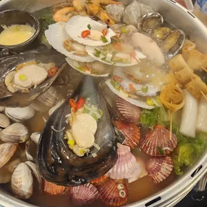 갯벌의 조개 사진