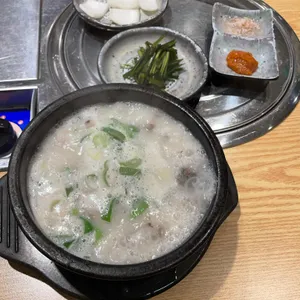 정남옥 사진