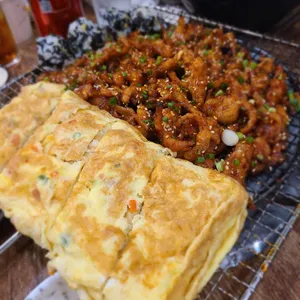 나으리 숯불닭발 사진
