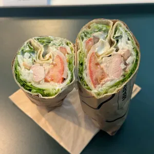 샐러디 사진