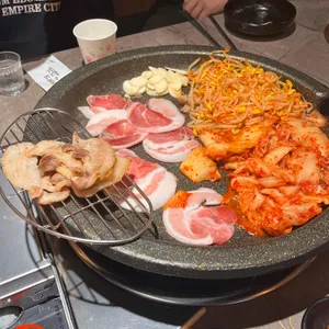 인덕원 돈차돌집 사진