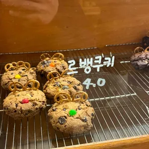 에디션 엠 리뷰 사진