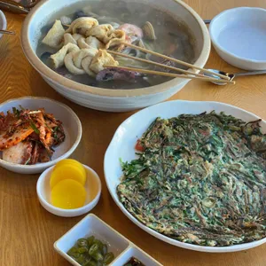 97도씨 해물칼국수 사진