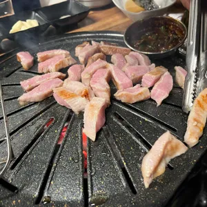 그릴진 사진