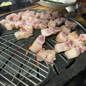 그릴진 사진