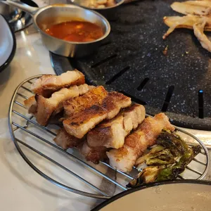육향정 사진