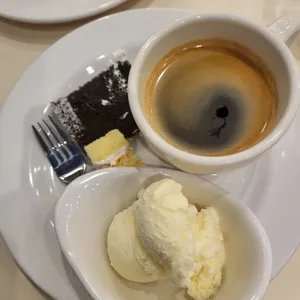 애슐리 사진