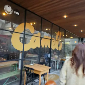 카멜 리뷰 사진