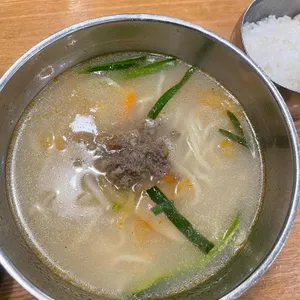 명동칼국수샤브샤브 사진