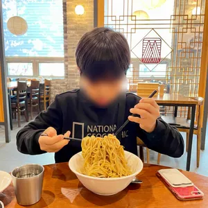 괴짜루 사진