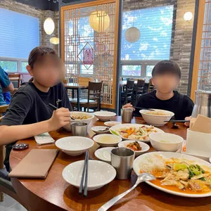 괴짜루 사진