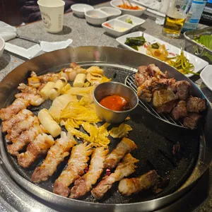 고기굽는남자 사진