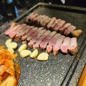 하남돼지집 사진 2