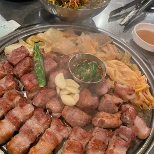 부산댁 사진