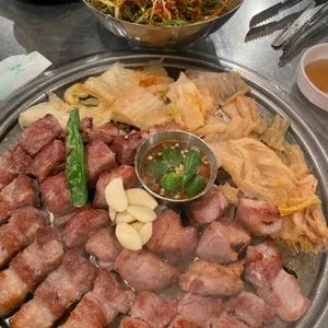 부산댁 사진
