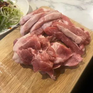 솥뚜껑삼겹살 사진